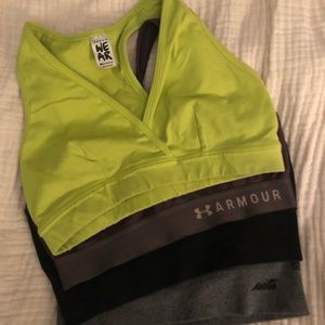 Bundle of 4 medium sports bras